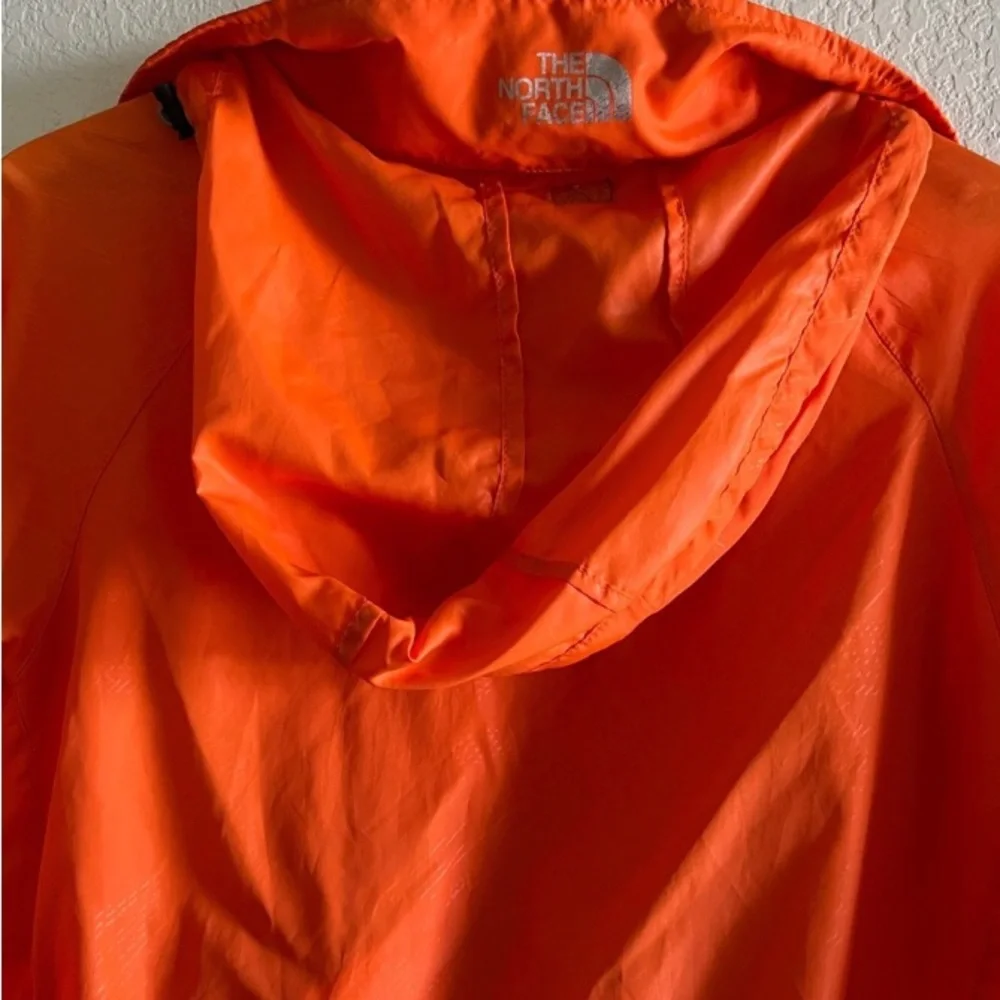 The North Face Orange Lightweight Nylon Windbreaker Packable Jacket Size XXL - Picture 5 of 15